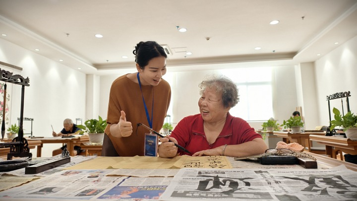年轻人也能住养老院了？有啥好处？